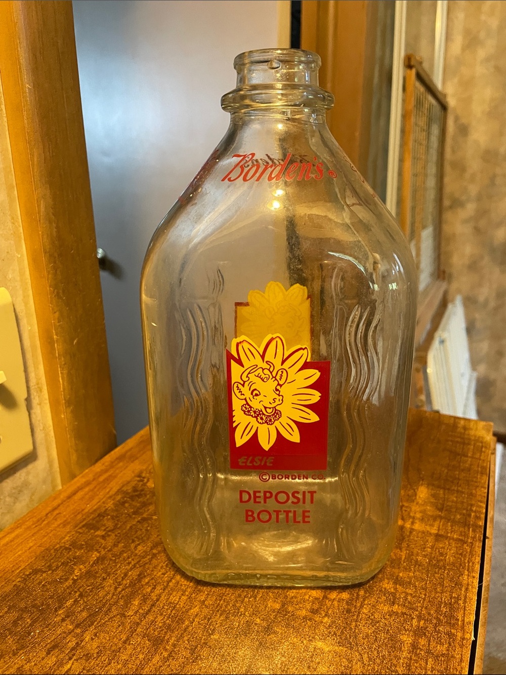 Vintage Borden’s  Elsie Glass milk Deposit Bottle - Clear with Red & Yellow Log